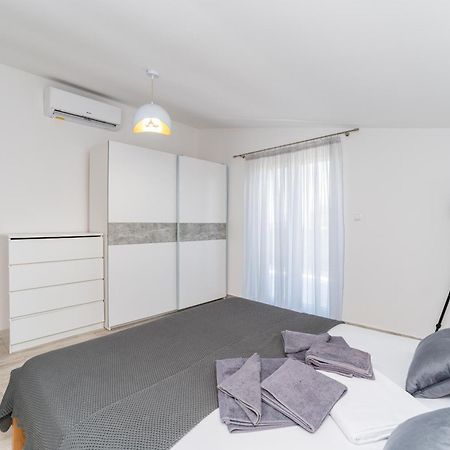 Vila Zara ニン エクステリア 写真